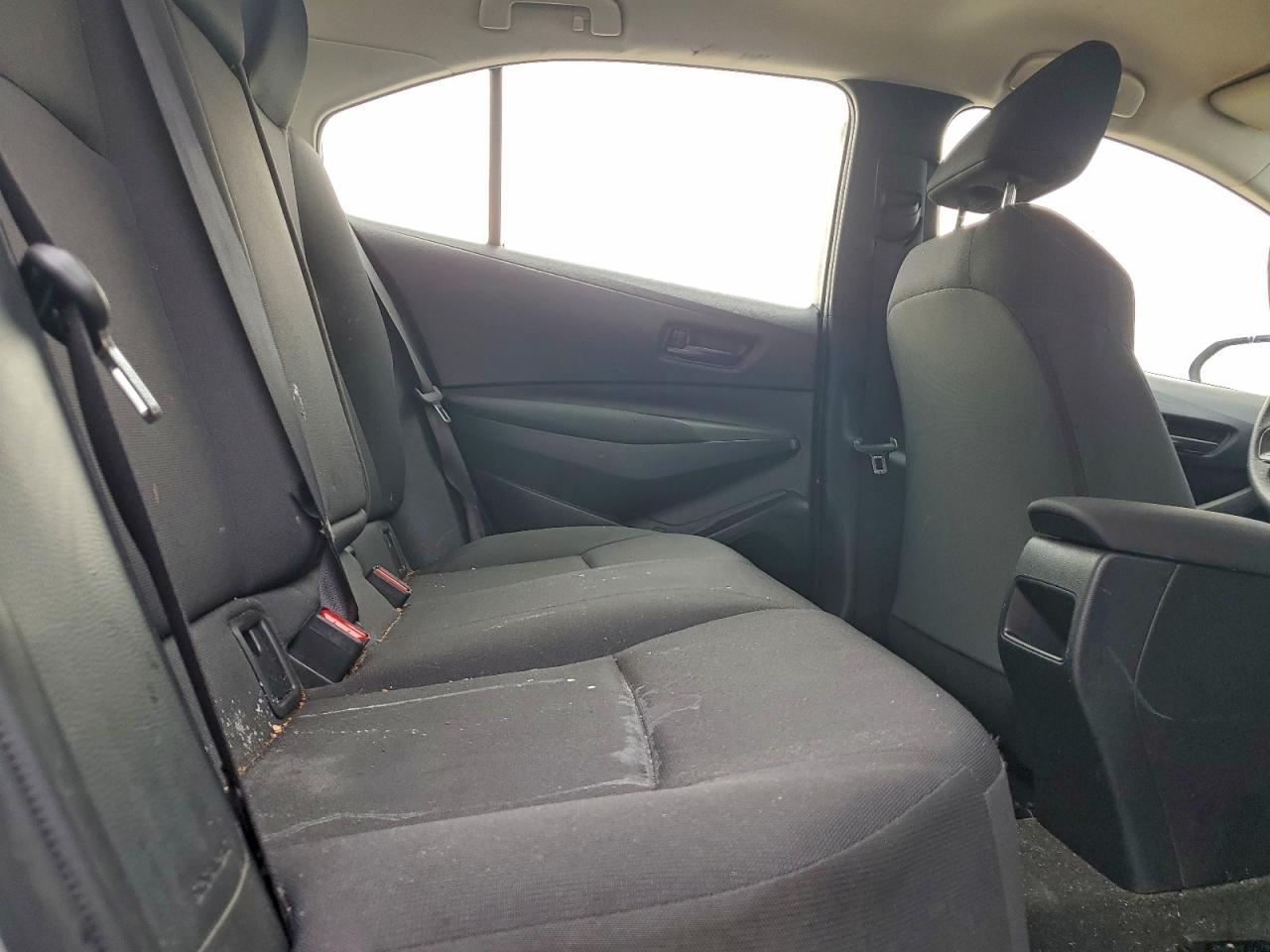 2022 Toyota Corolla Le VIN: JTDEPMAE6N3027941 Lot: 92740035