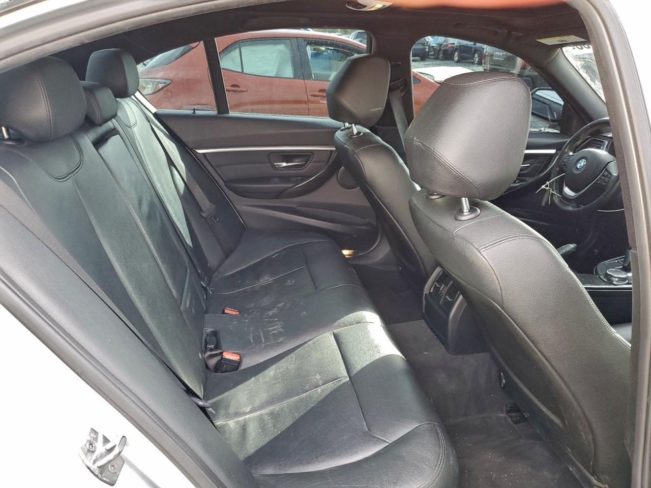 2017 BMW 330 Xi VIN: WBA8D9C58HK678219 Lot: 94604855