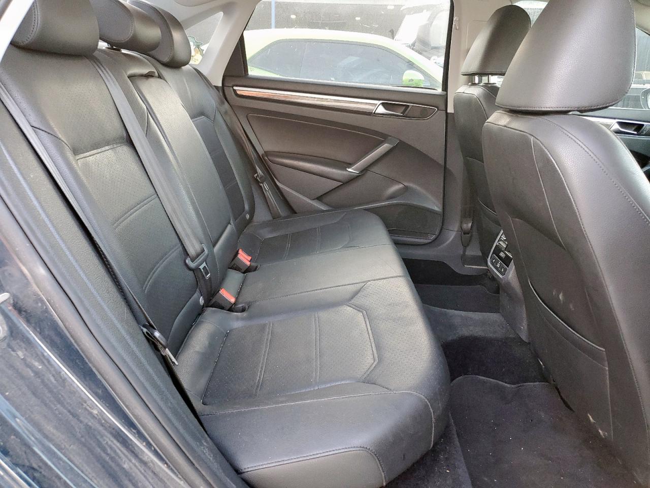 2018 Volkswagen Passat Se VIN: 1VWBA7A39JC024981 Lot: 92762285