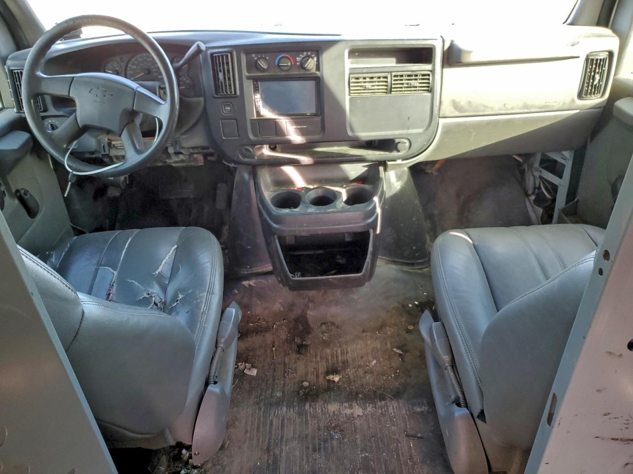 2007 Chevrolet Express G1500 VIN: 1GCFG15X371239242 Lot: 94674565