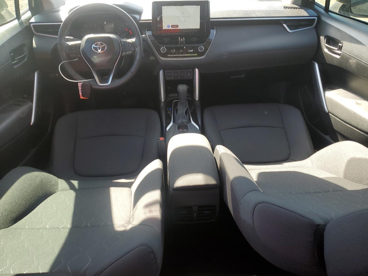 2025 Toyota Corolla Cross Le VIN: 7MUBAAAG1SV134173 Lot: 92381895