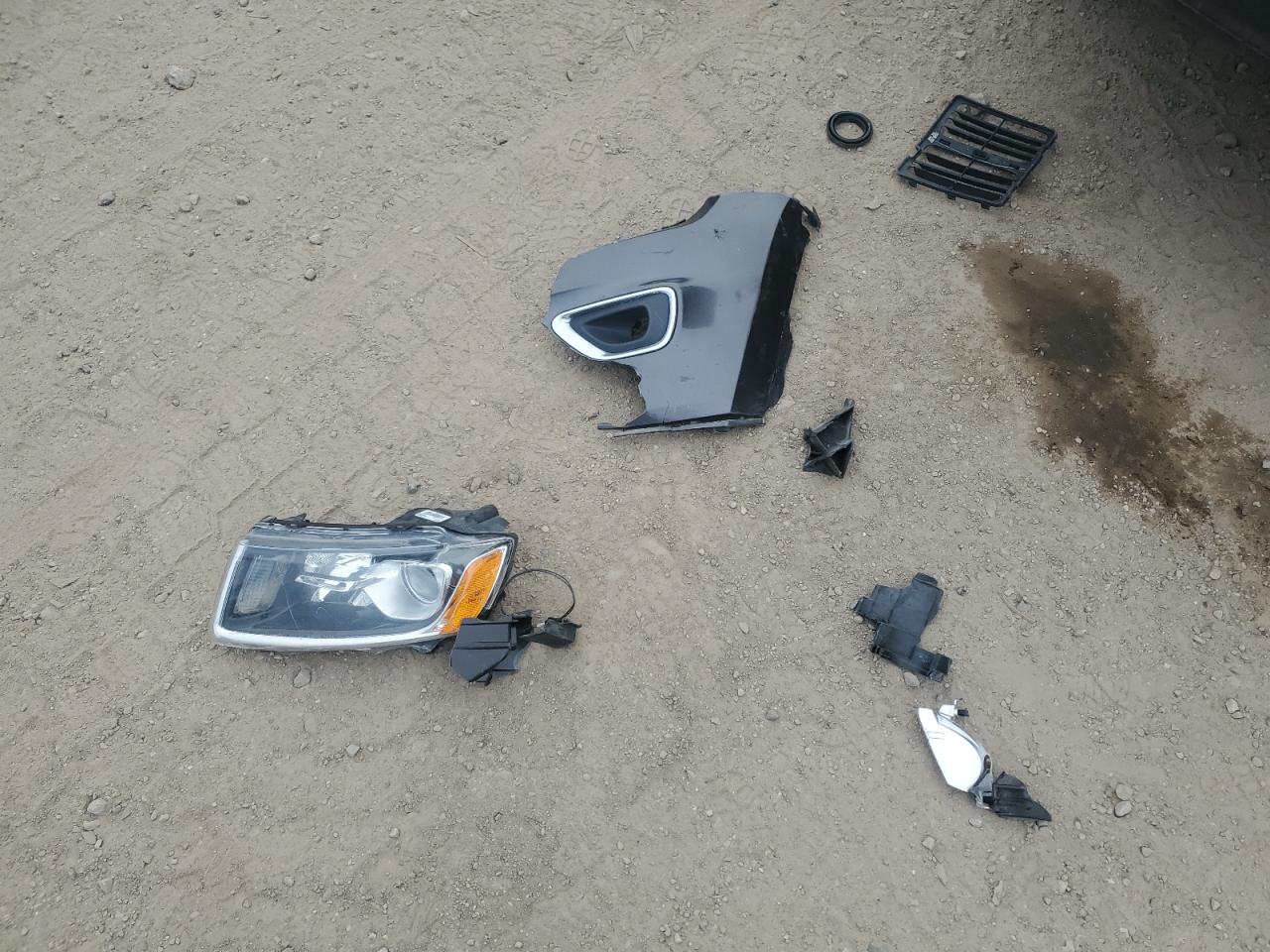 2015 Jeep Grand Cherokee Limited VIN: 1C4RJFBG2FC752386 Lot: 93498755