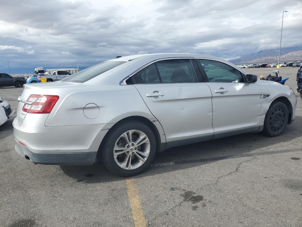 2015 Ford Taurus Se VIN: 1FAHP2D86FG173215 Lot: 93112135