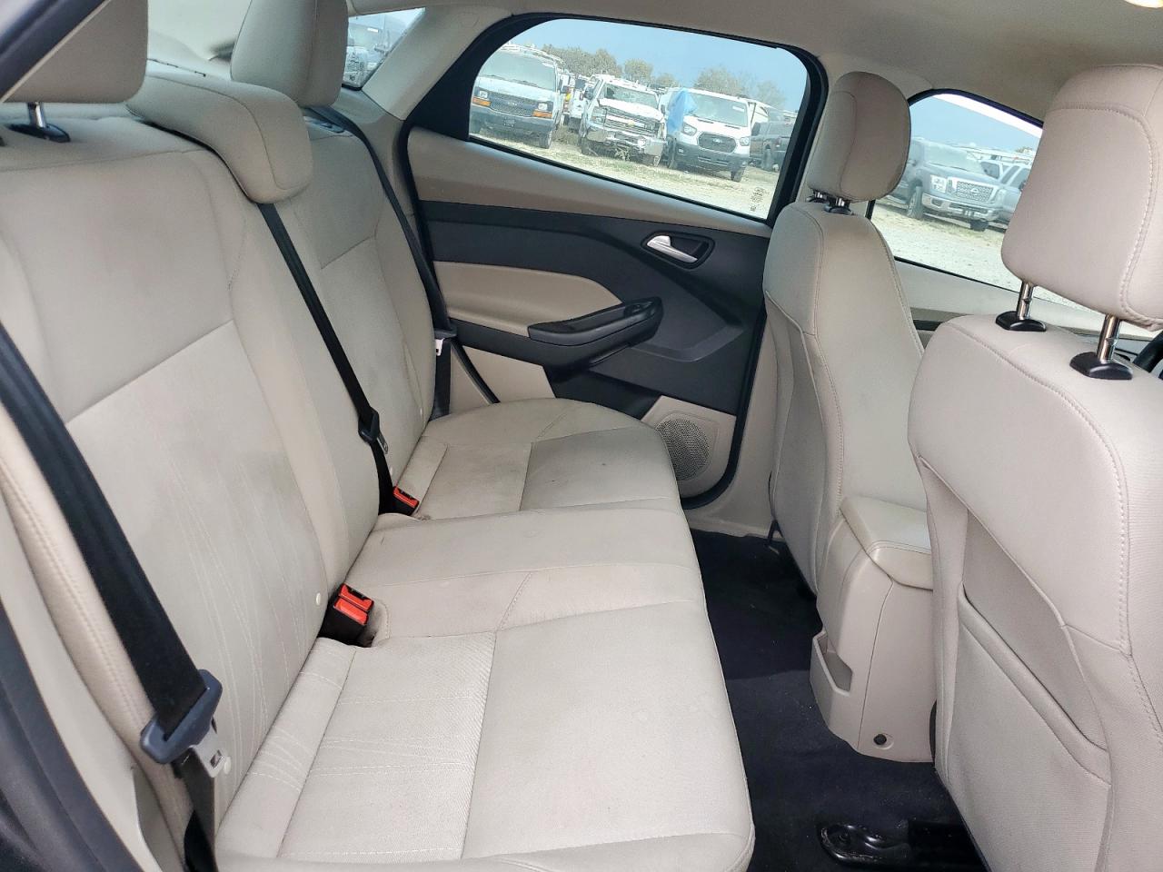 2018 Ford Focus Se VIN: 1FADP3F28JL283731 Lot: 93503465