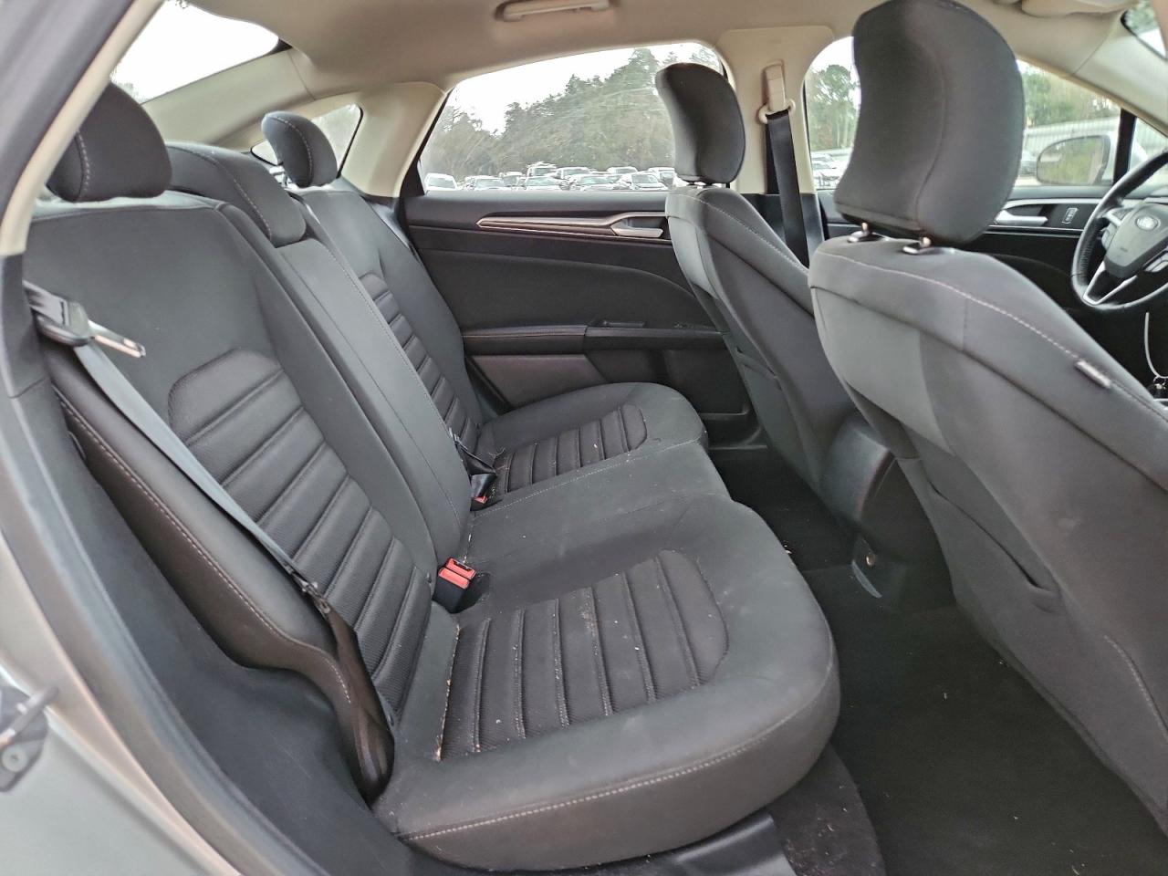 2017 Ford Fusion S VIN: 3FA6P0G79HR282083 Lot: 93713305