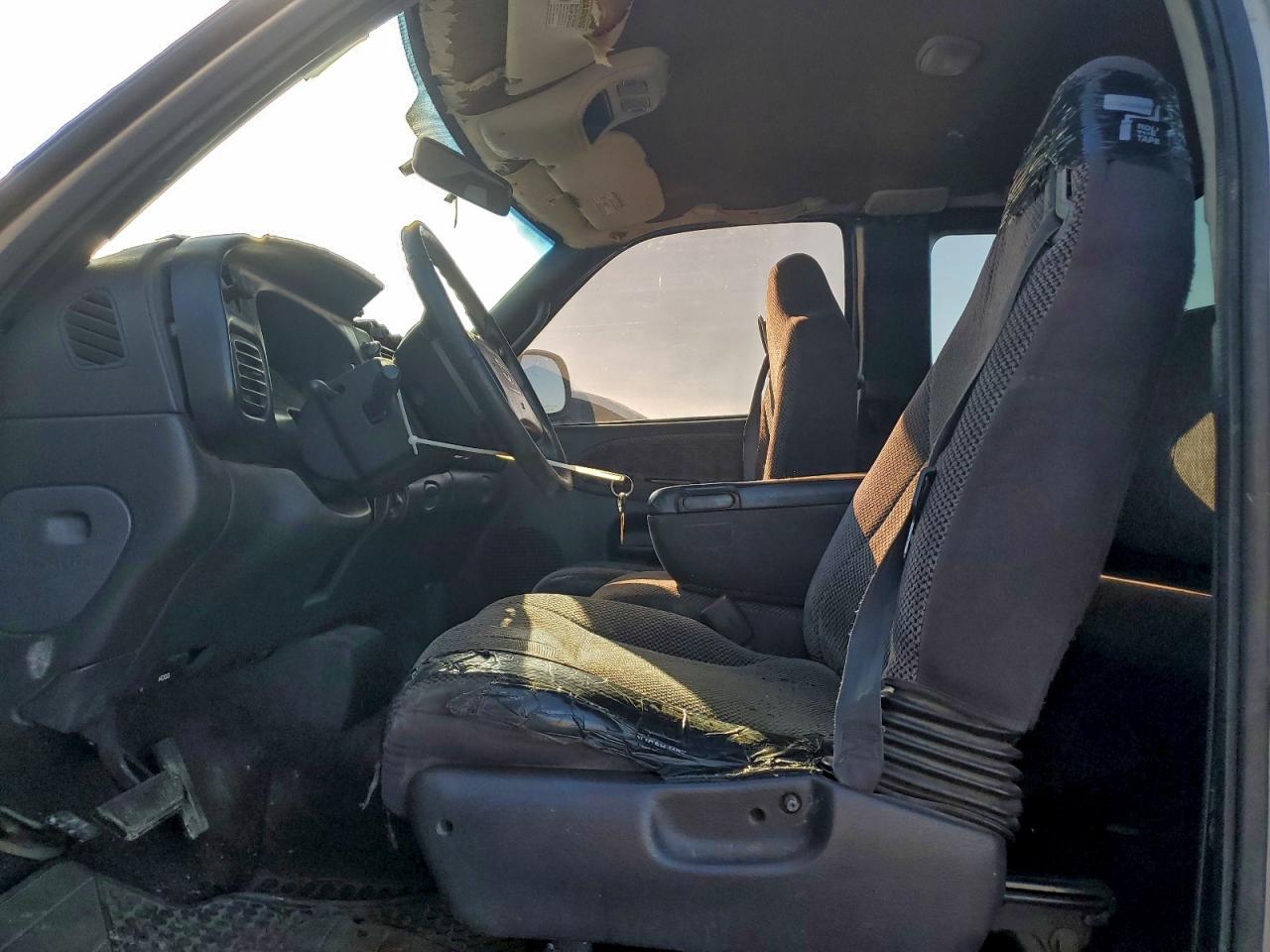 1998 Dodge Ram 1500 VIN: 3B7HC13Y8WG189762 Lot: 92257265