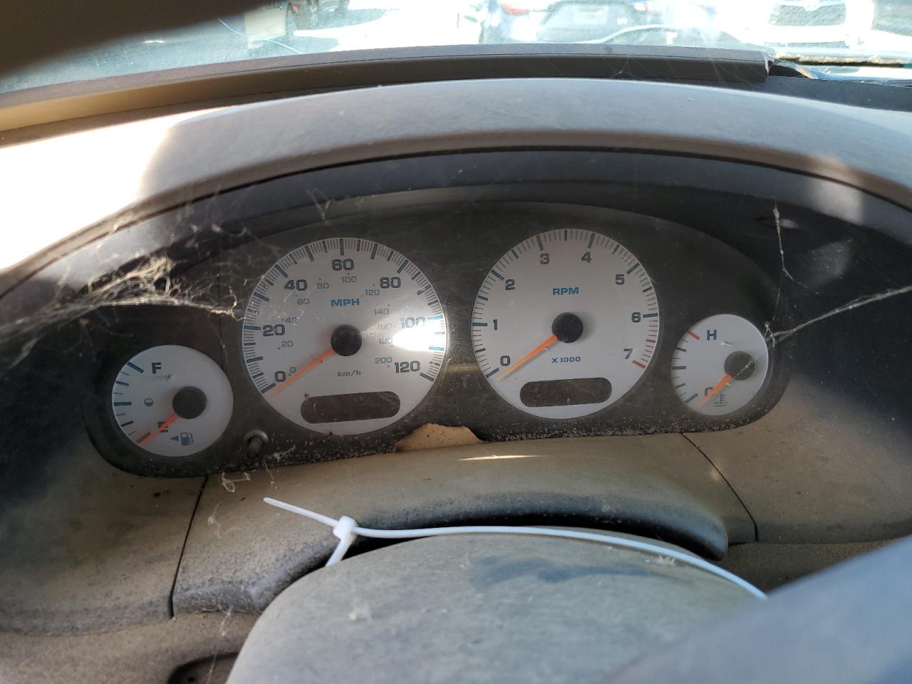 2001 Chrysler Town & Country Lx VIN: 2C4GP44331R280168 Lot: 92050095