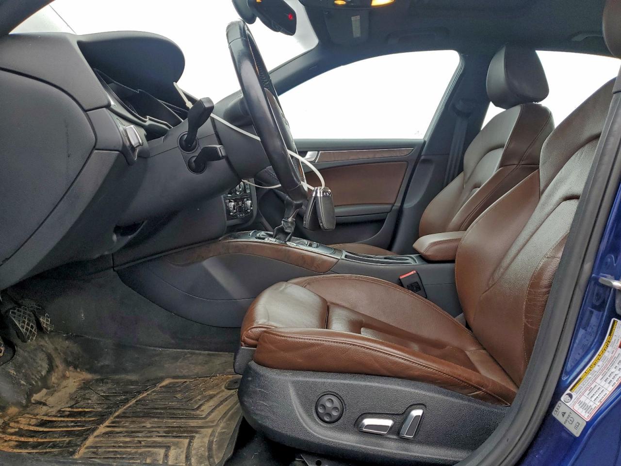 2013 Audi A4 Premium Plus VIN: WAUHFAFL9DN045517 Lot: 94748685