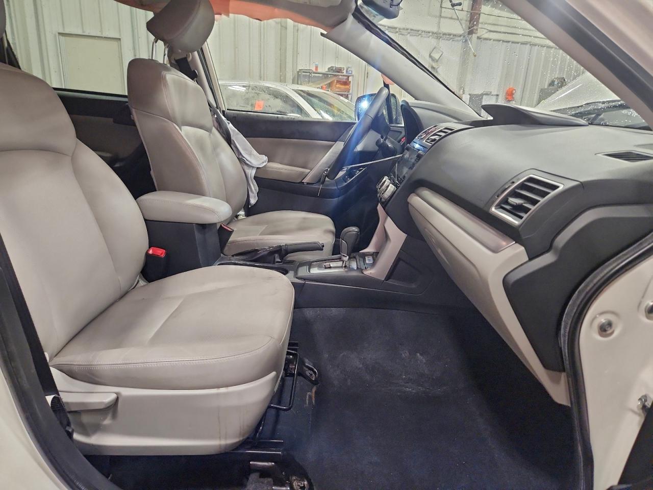 2016 Subaru Forester 2.5I Limited VIN: JF2SJAHC0GH480337 Lot: 94530155