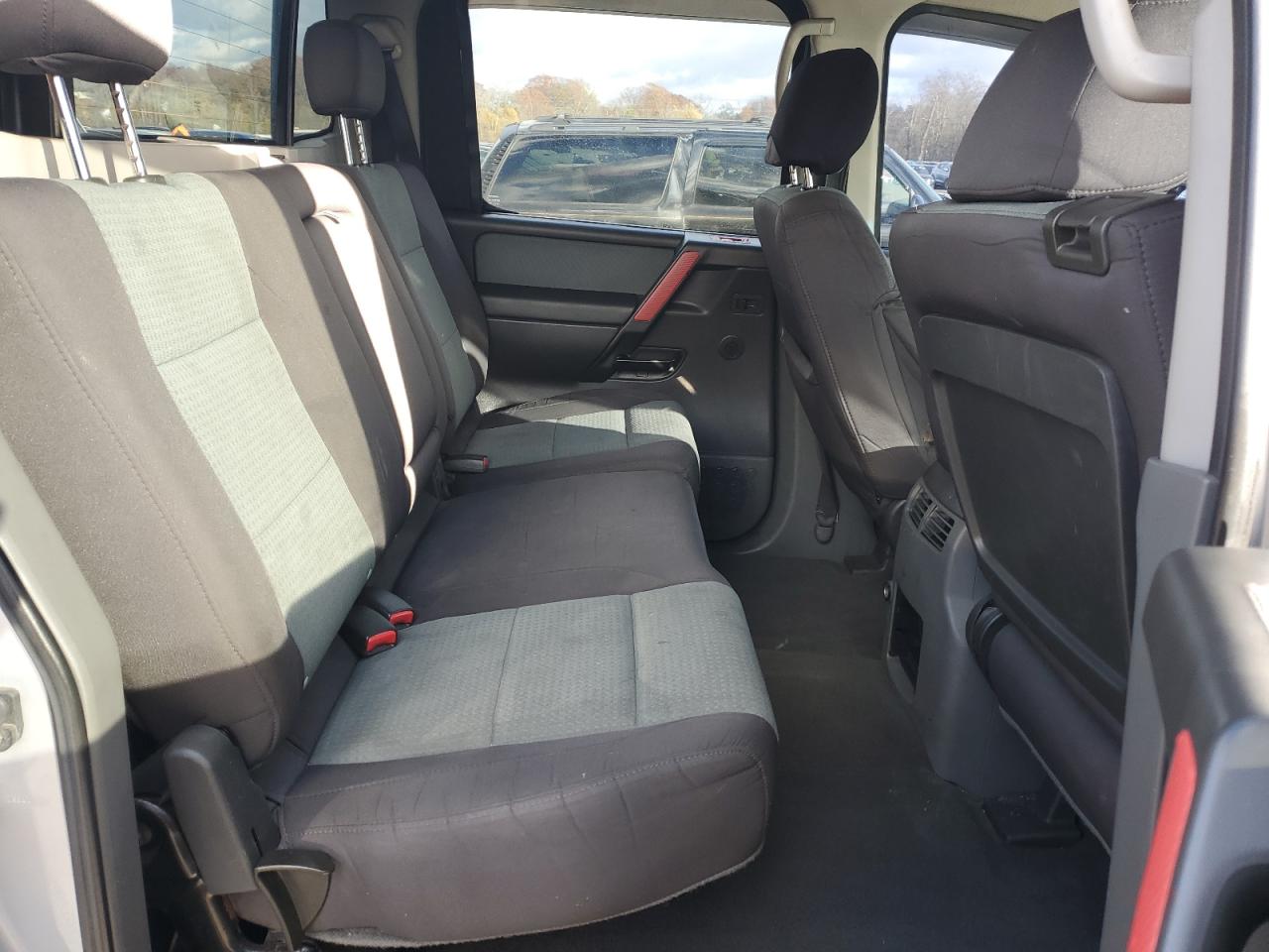 2007 Nissan Titan Xe VIN: 1N6AA07B97N241056 Lot: 92070575