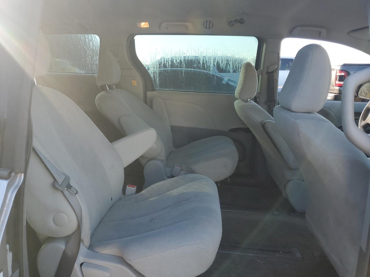 2012 Toyota Sienna VIN: 5TDZK3DC0CS250752 Lot: 91078785