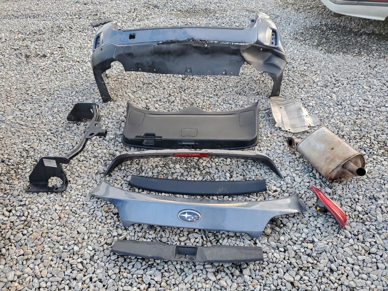 2017 Subaru Outback 2.5I Limited VIN: 4S4BSANC7H3300393 Lot: 94272925