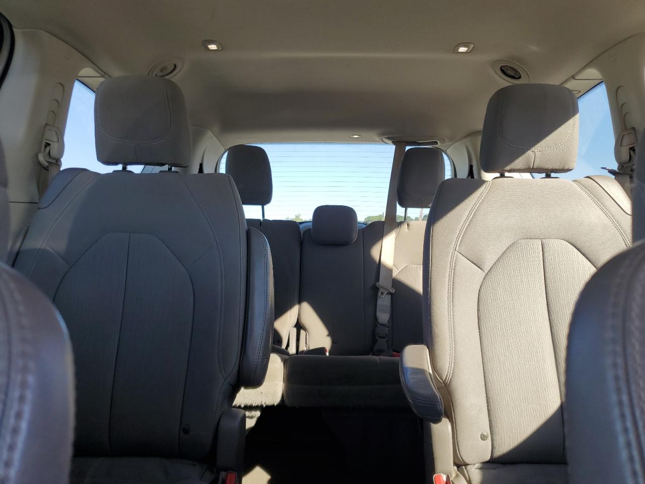 2017 Chrysler Pacifica Touring L VIN: 2C4RC1BG4HR753286 Lot: 91187345