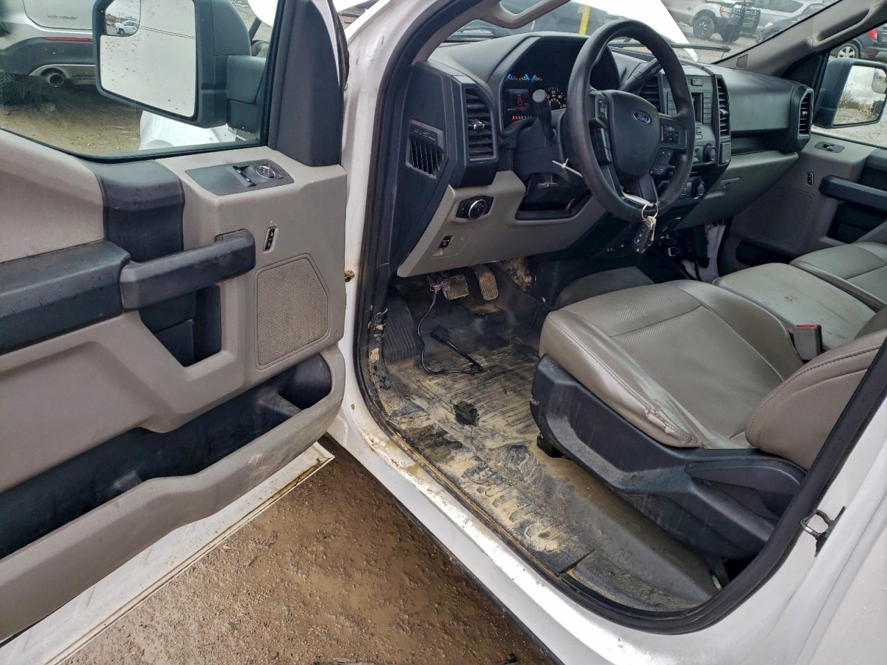 2016 Ford F150 VIN: 1FTMF1C86GKE19833 Lot: 94038785