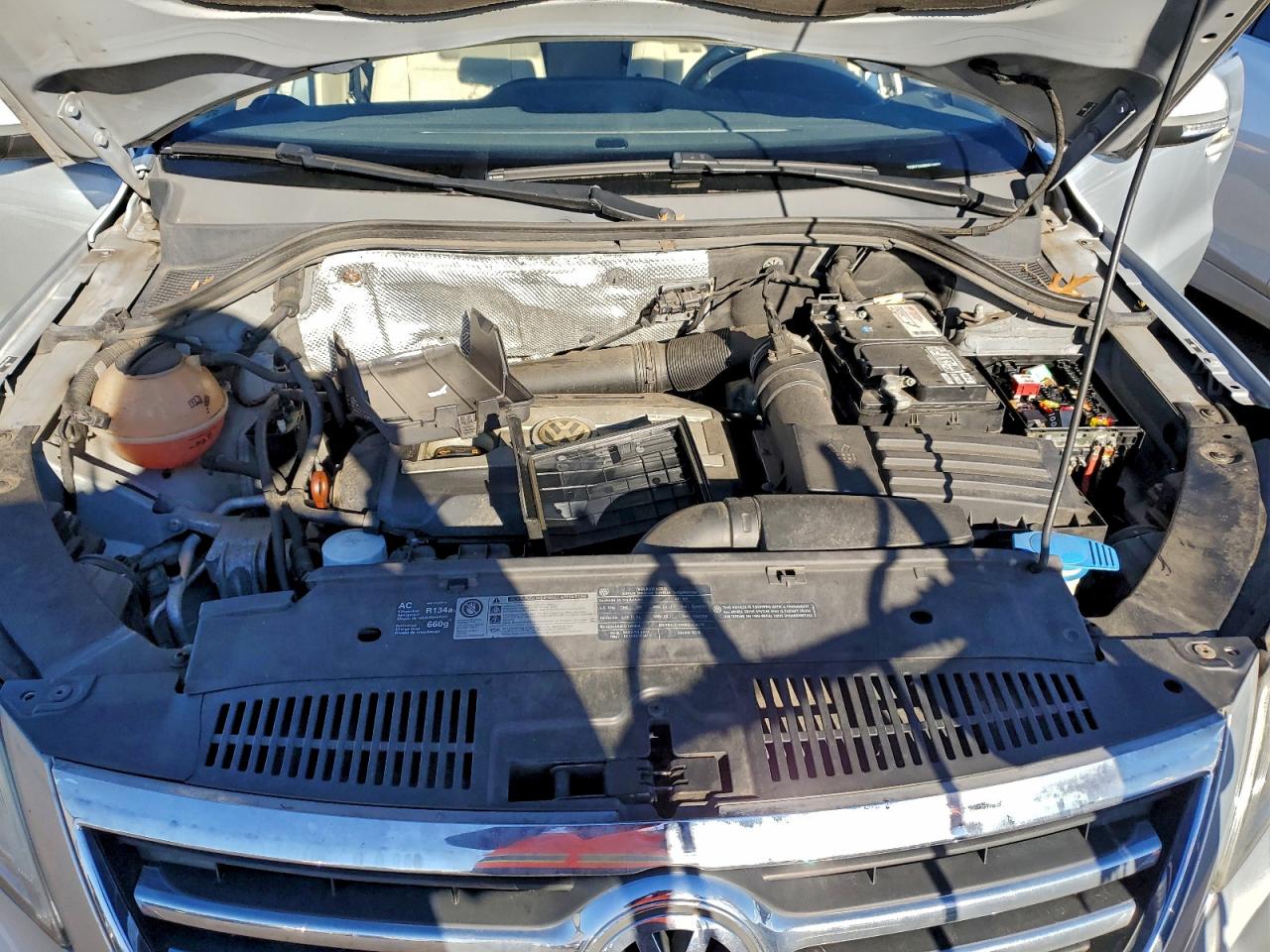 2011 Volkswagen Tiguan S VIN: WVGBV7AX8BW514950 Lot: 93274295