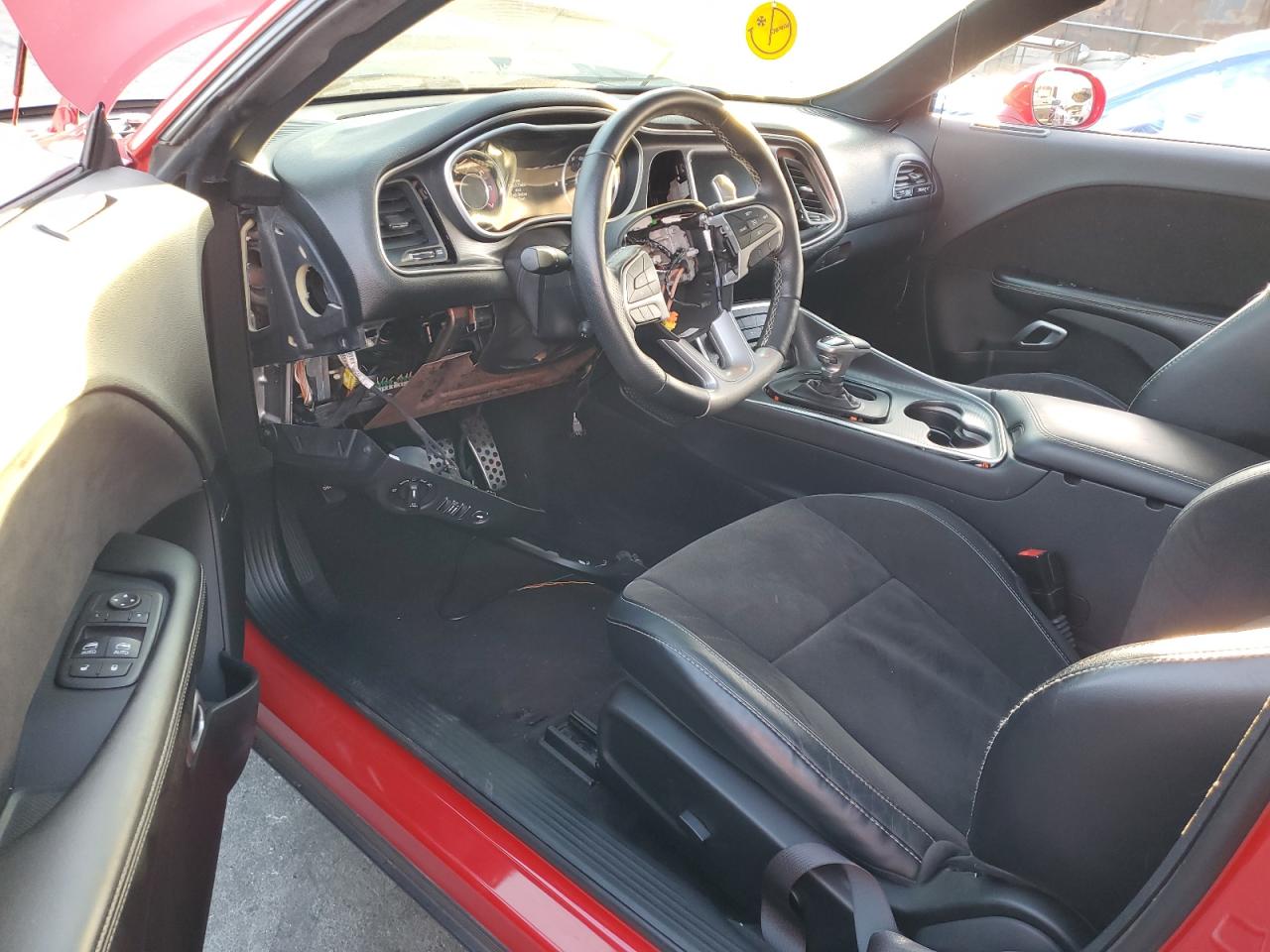 2015 Dodge Challenger Srt 392 VIN: 2C3CDZDJ7FH911542 Lot: 91856225