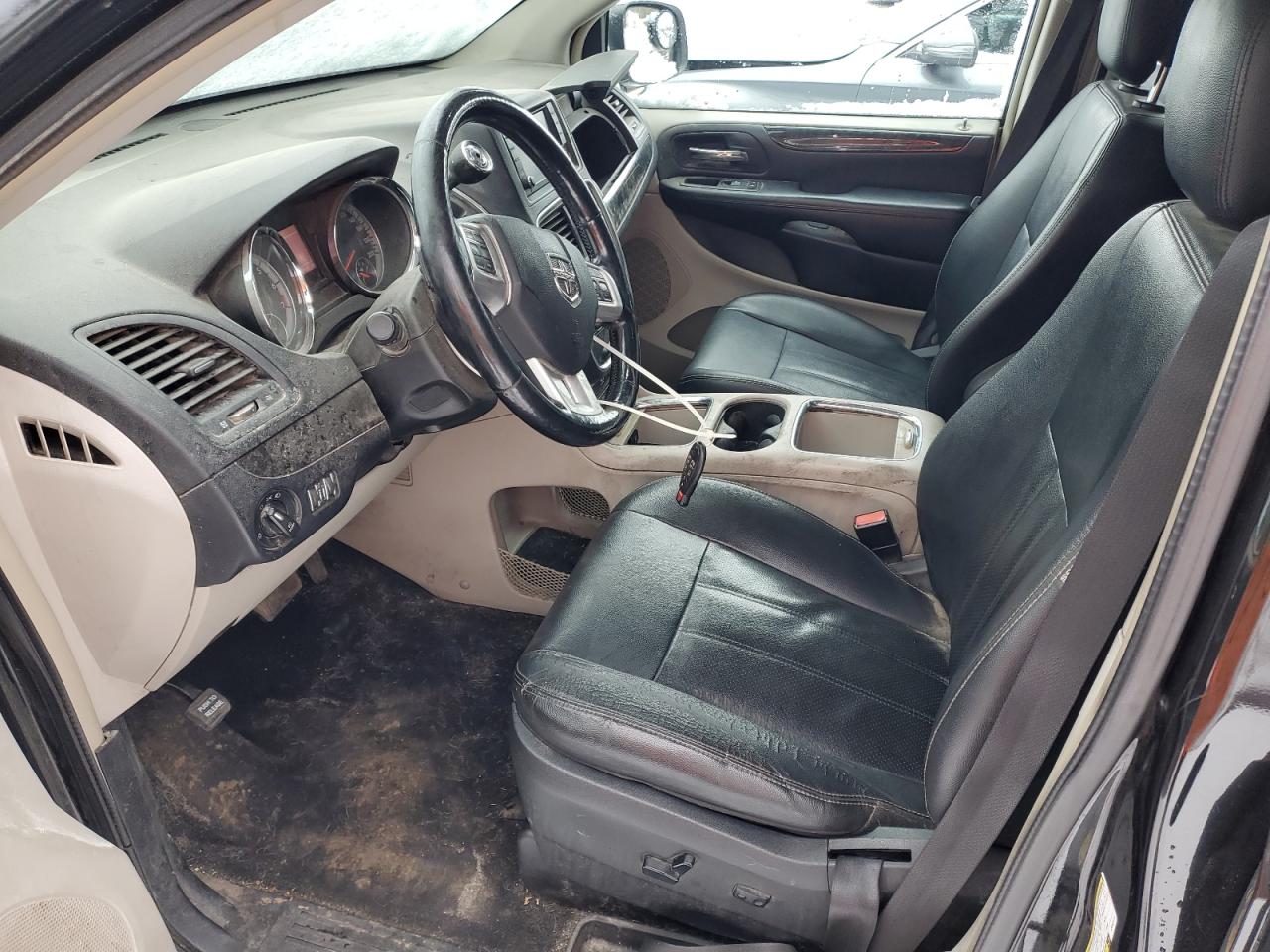 2016 Dodge Grand Caravan Crew VIN: 2C4RDGDG2GR361211 Lot: 92255435