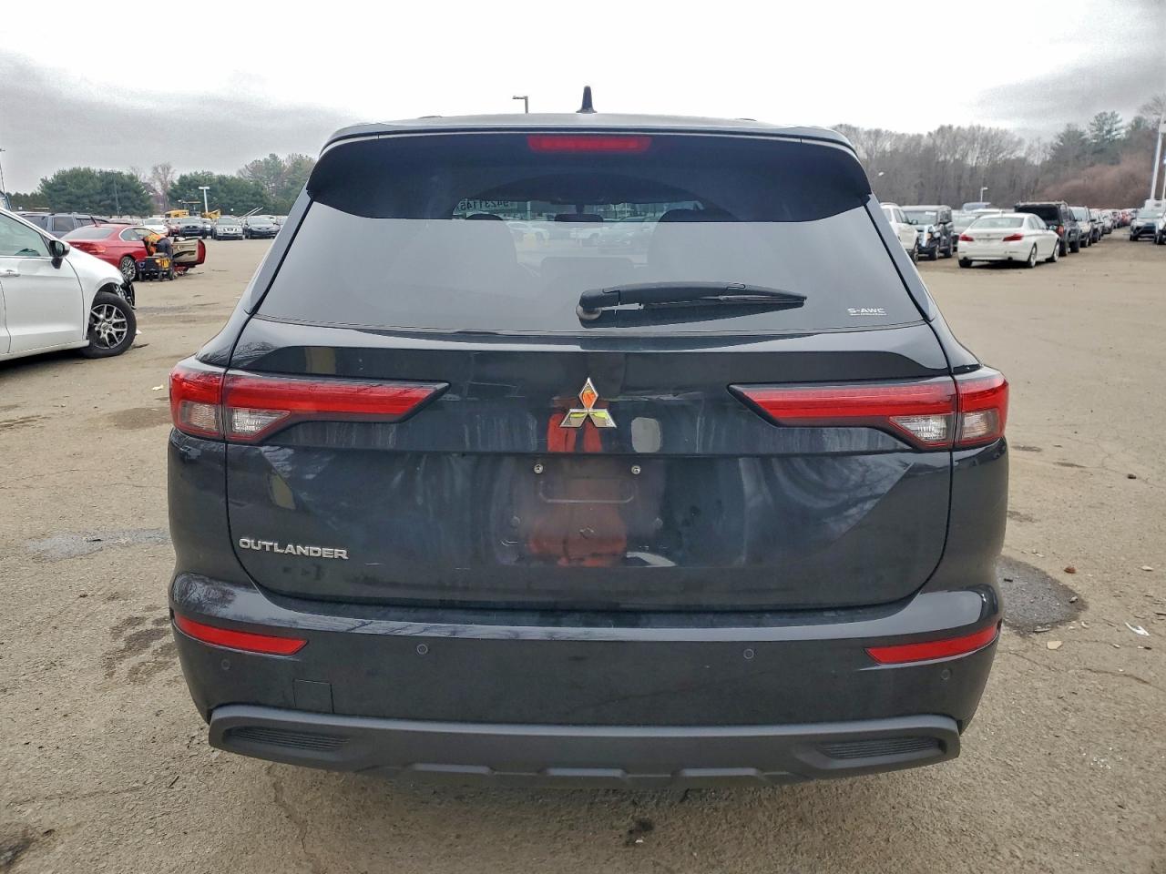 2023 Mitsubishi Outlander Es VIN: JA4J4TA88PZ028983 Lot: 94231145