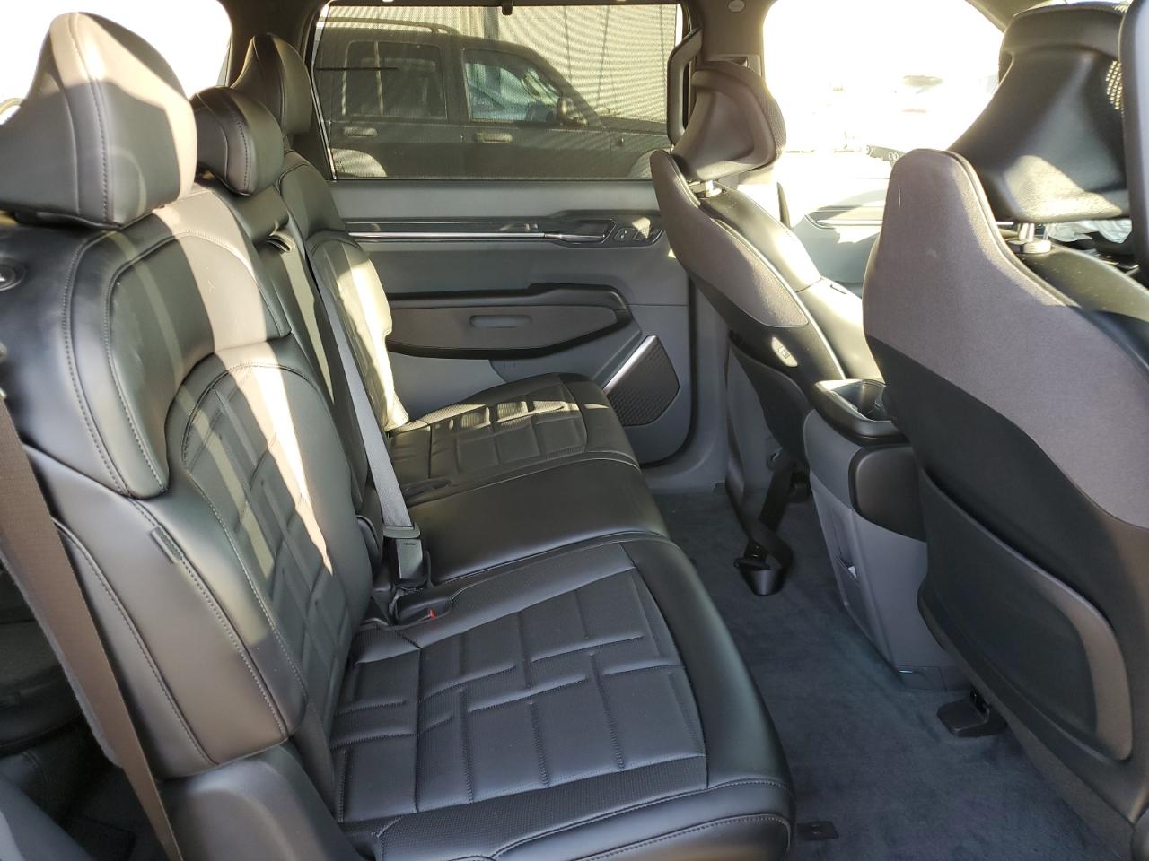 2026 Kia Ev9 Land VIN: 5XYADFS50TG008389 Lot: 93274255