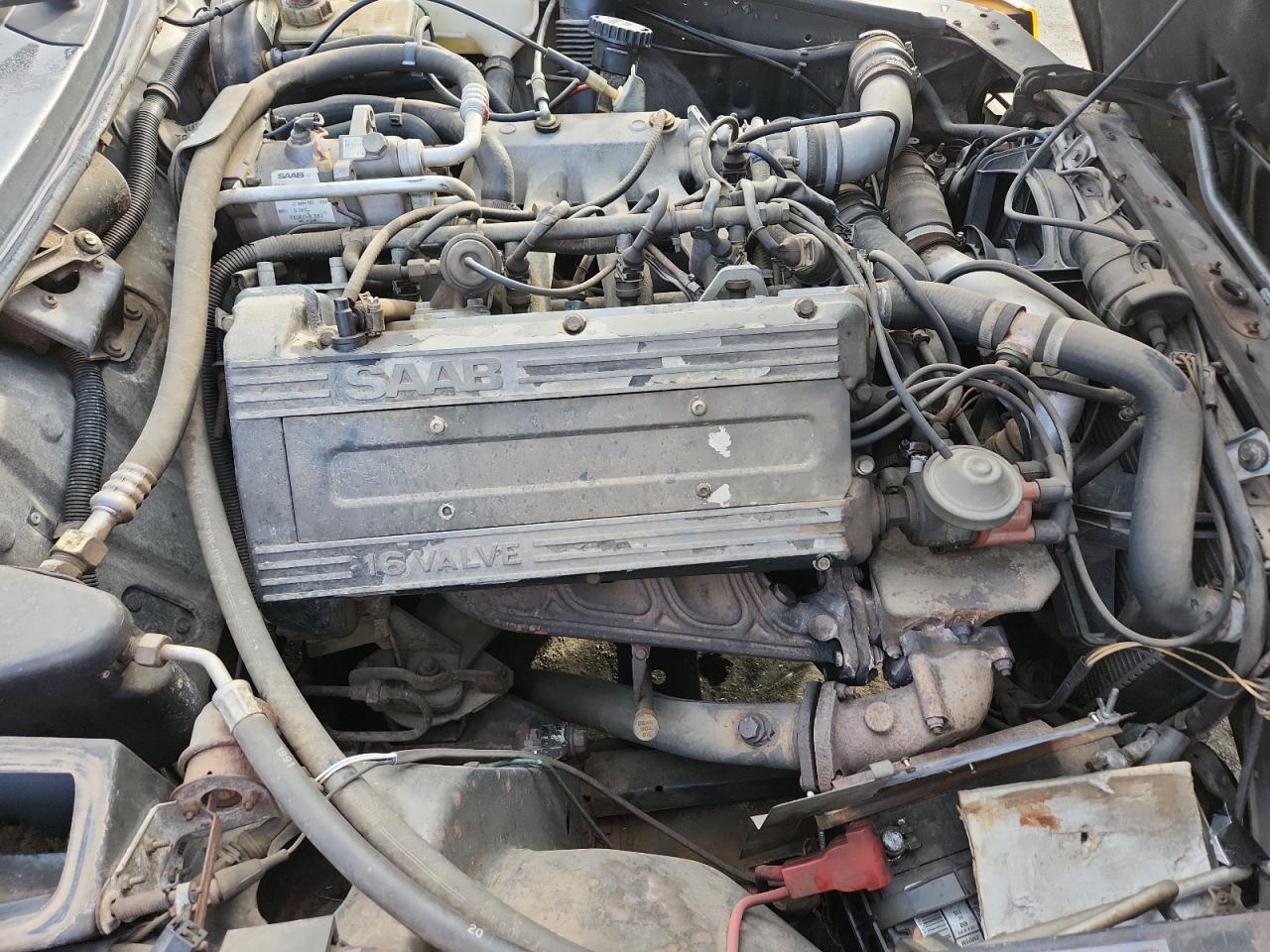 1988 Saab 900 VIN: YS3AL35L8J3027679 Lot: 90948985