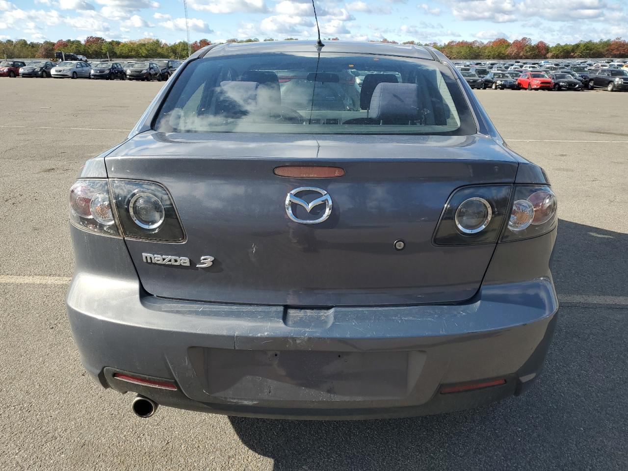 2008 Mazda 3 I VIN: JM1BK32G181140157 Lot: 91383075