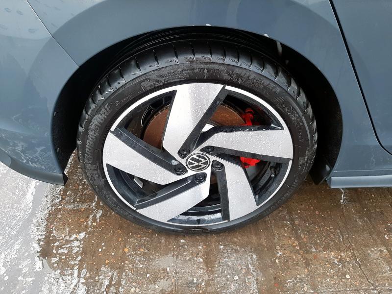 2024 VOLKSWAGEN GOLF