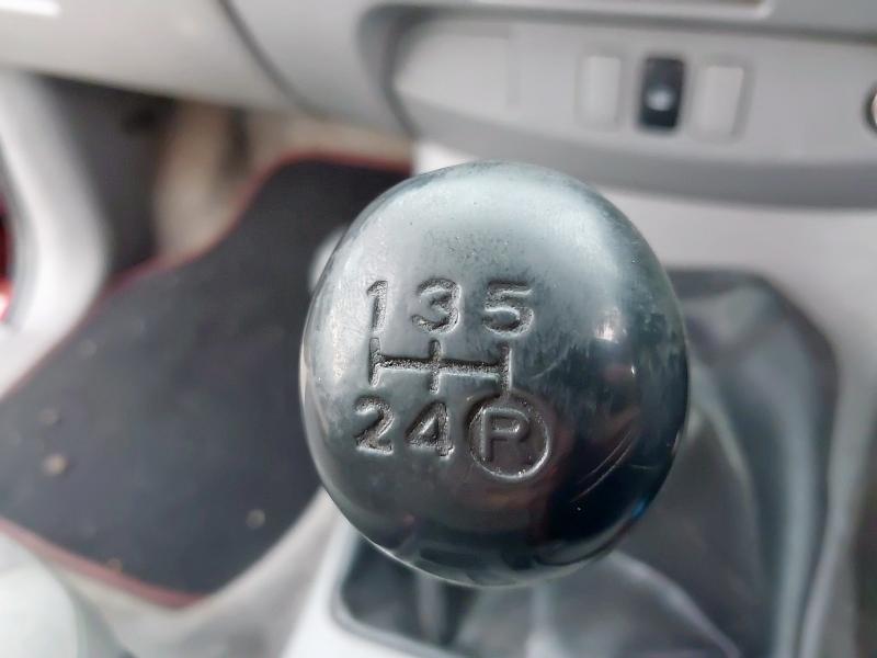 2006 TOYOTA HILUX HL2 