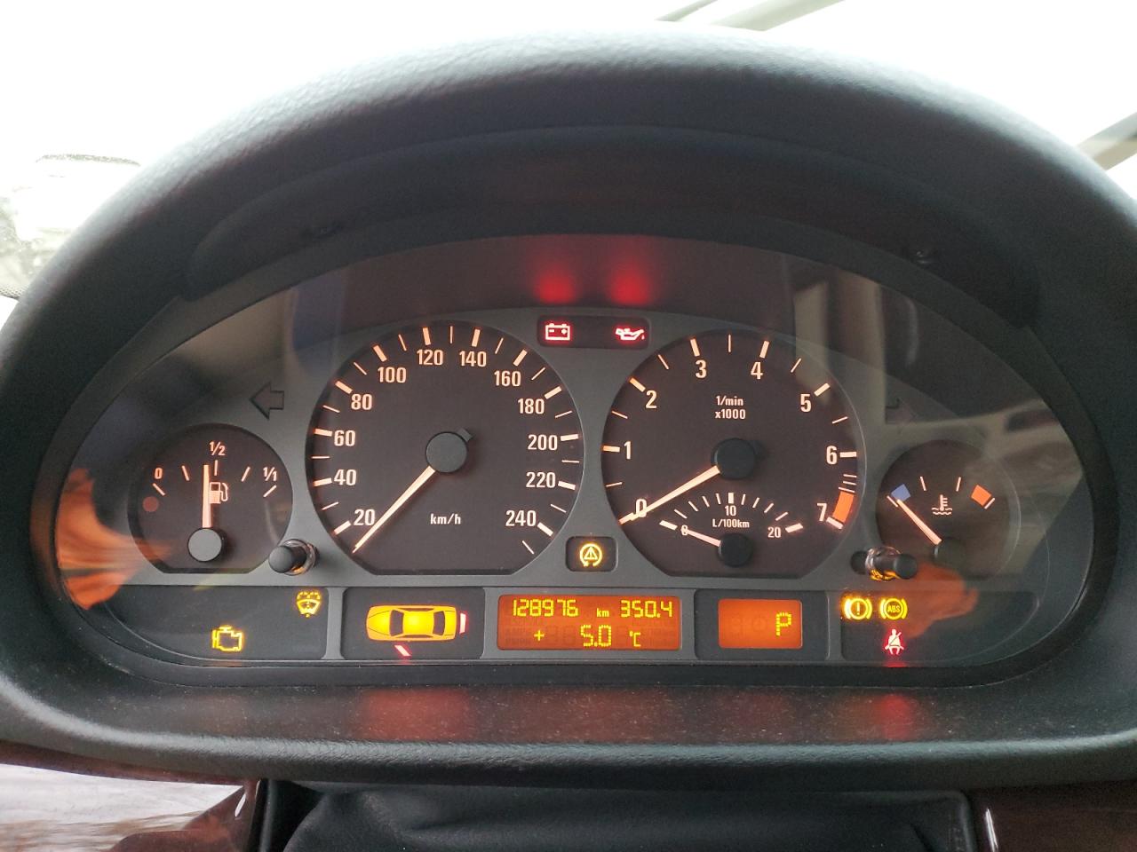 2004 BMW 325 Xi VIN: WBAEU334X4PR13756 Lot: 91996105