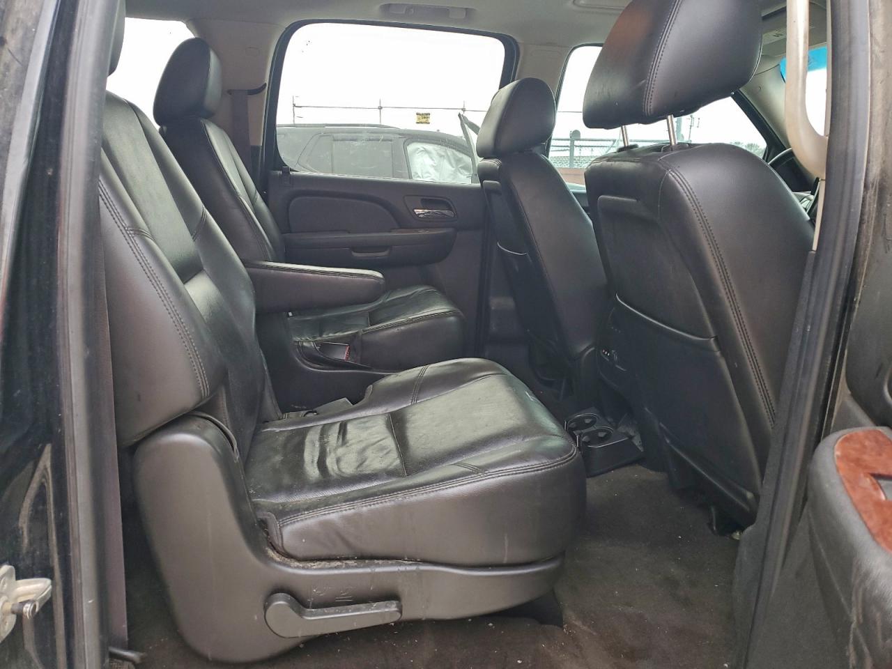 2011 Chevrolet Suburban K1500 Ltz VIN: 1GNSKKE38BR321470 Lot: 93453595