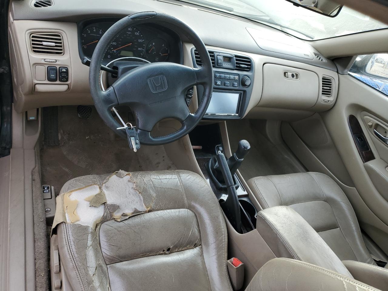 2000 Honda Accord Ex VIN: 1HGCG3153YA016124 Lot: 90218515