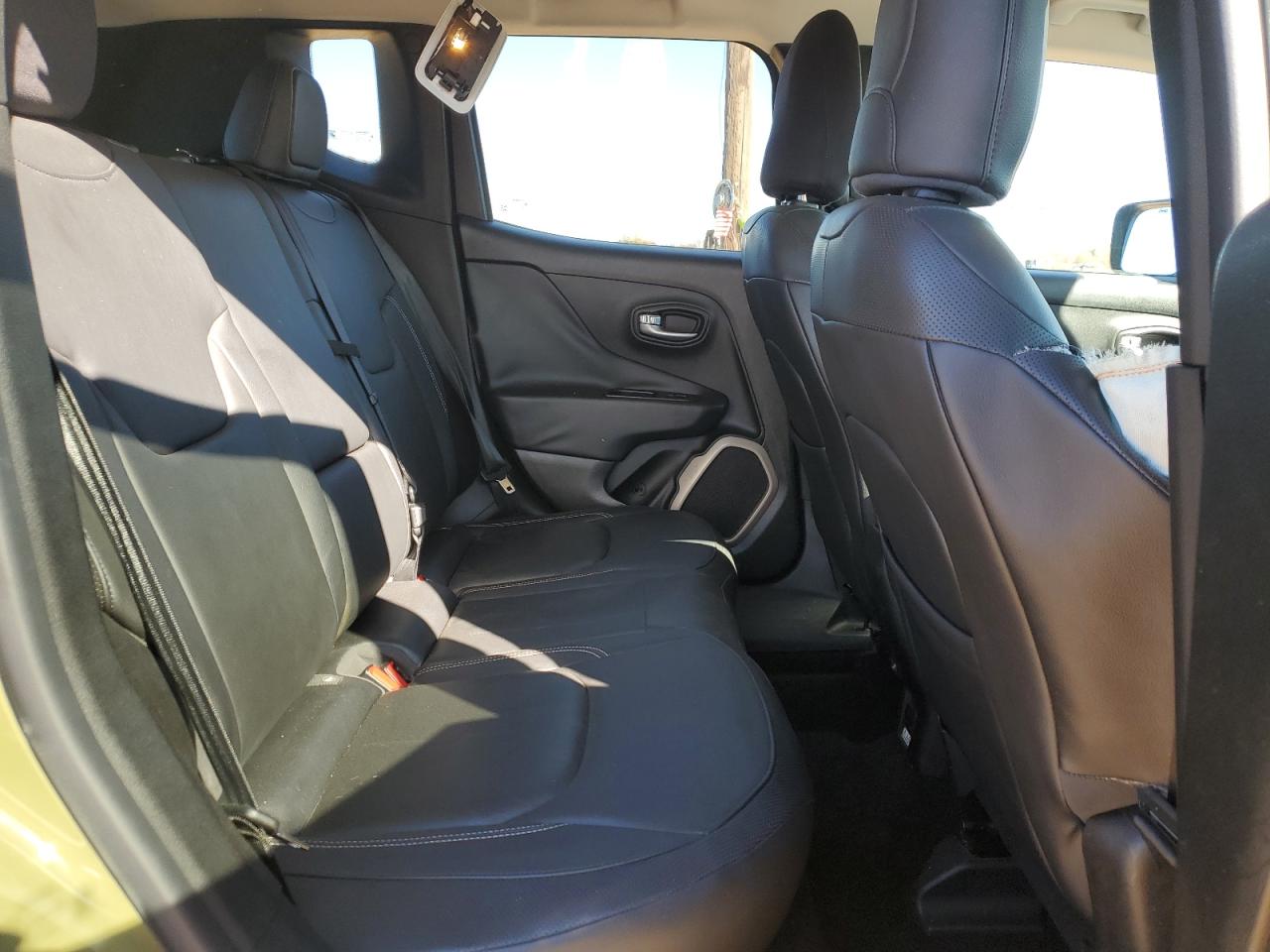 2015 Jeep Renegade Limited VIN: ZACCJBDT0FPB56995 Lot: 92163315