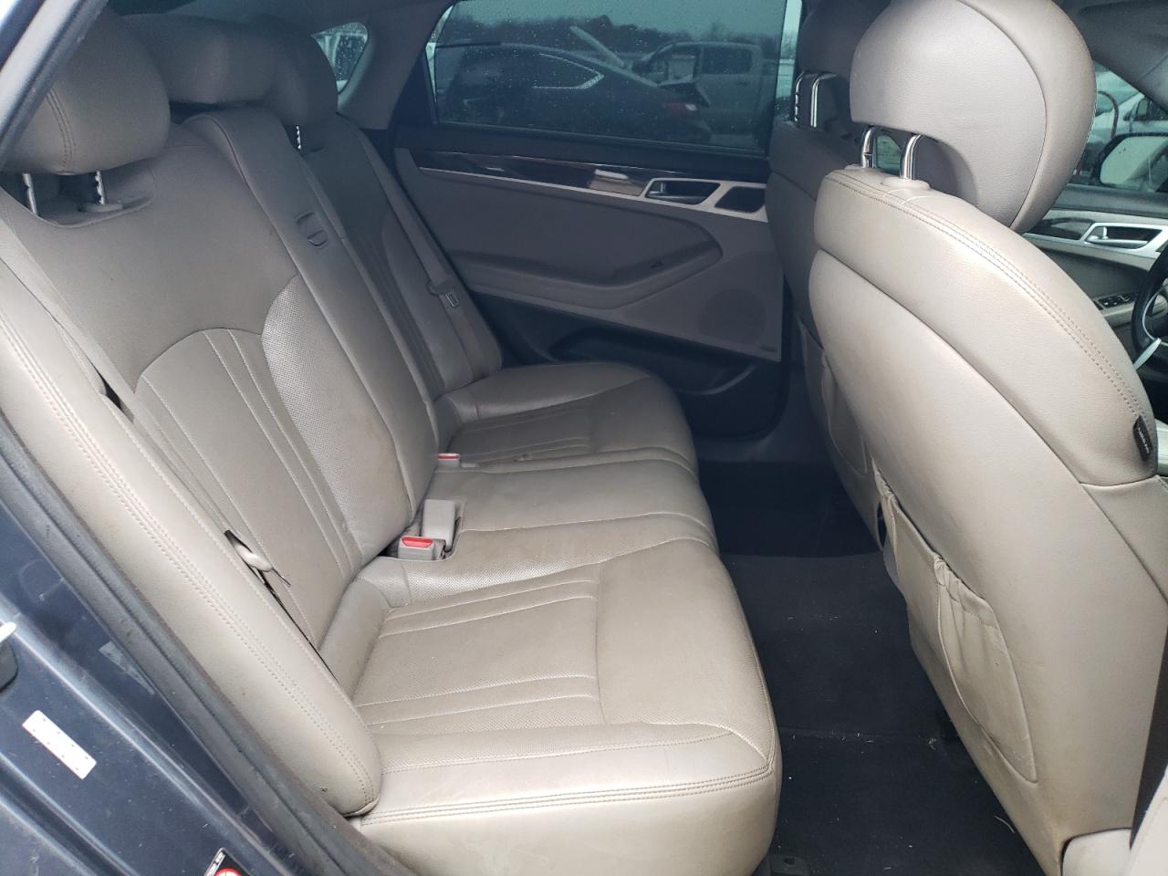 2017 Genesis G80 Base VIN: KMHGN4JE0HU175317 Lot: 93249305