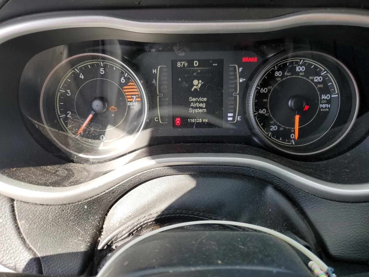 2018 Jeep Cherokee Latitude Plus VIN: 1C4PJLLB4JD597142 Lot: 91248205