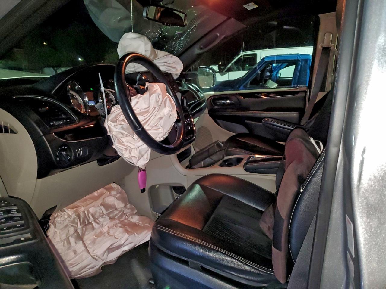 2018 Dodge Grand Cara VIN: 241210 Lot: 95016335