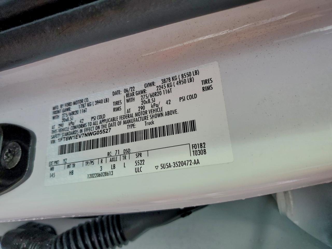 2022 Ford F150 Lightning Pro VIN: 1FT6W1EV7NWG05527 Lot: 94166395