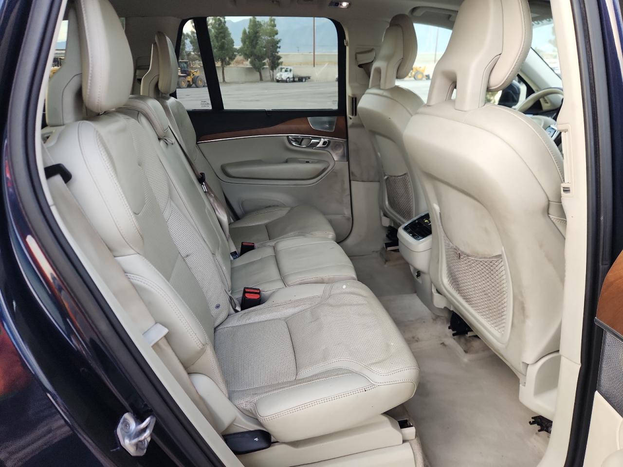 2016 Volvo Xc90 T6 VIN: YV4A22PL1G1024867 Lot: 92330485