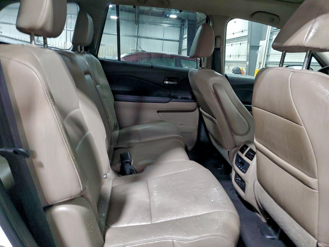 2016 Honda Pilot Touring VIN: 5FNYF5H93GB021115 Lot: 93711575