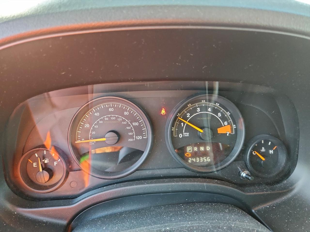 2014 Jeep Compass Sport VIN: 1C4NJDBB1ED520328 Lot: 92157005