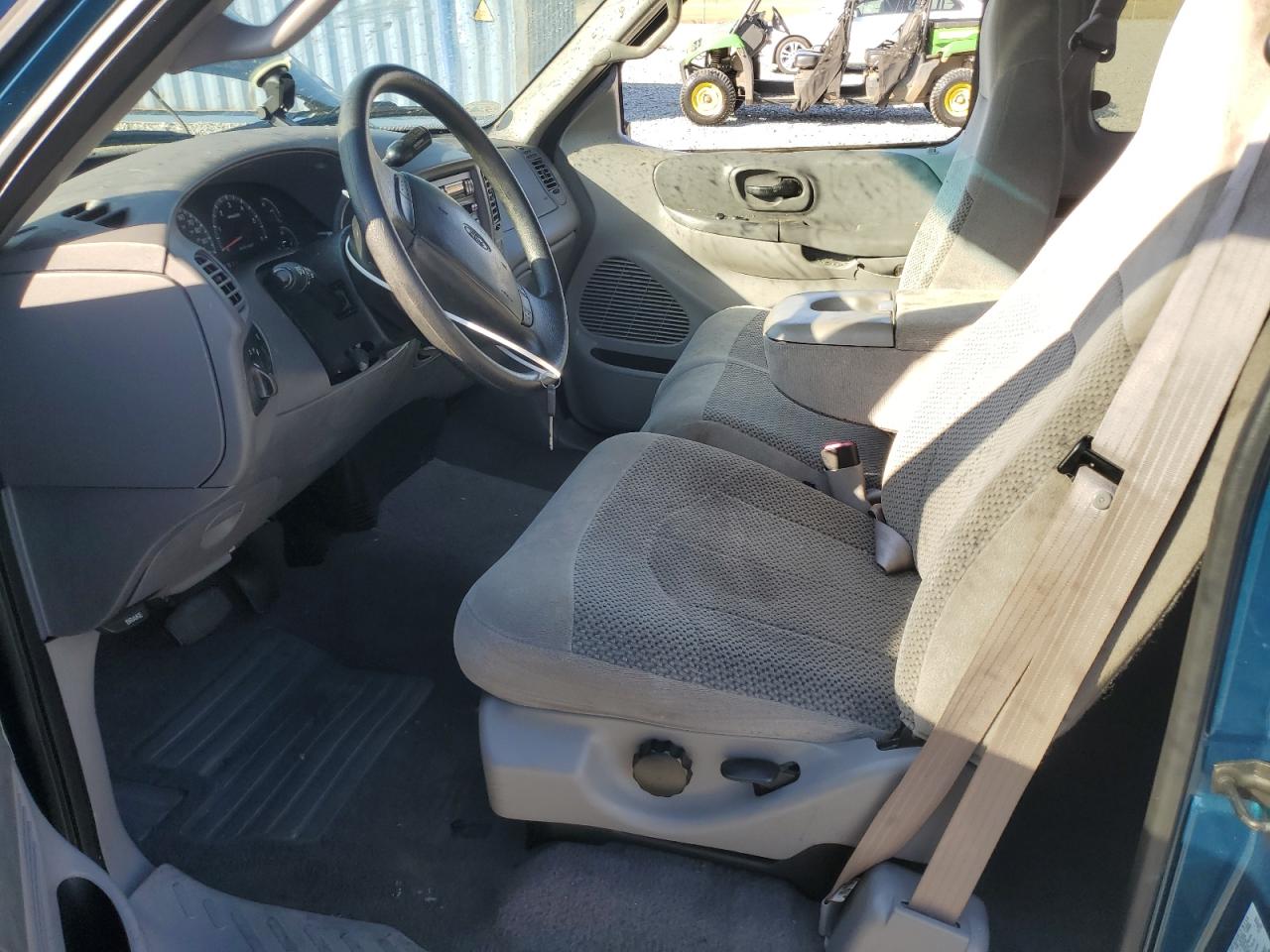 2000 Ford F150 VIN: 1FTRX17W8YNA75949 Lot: 92820815