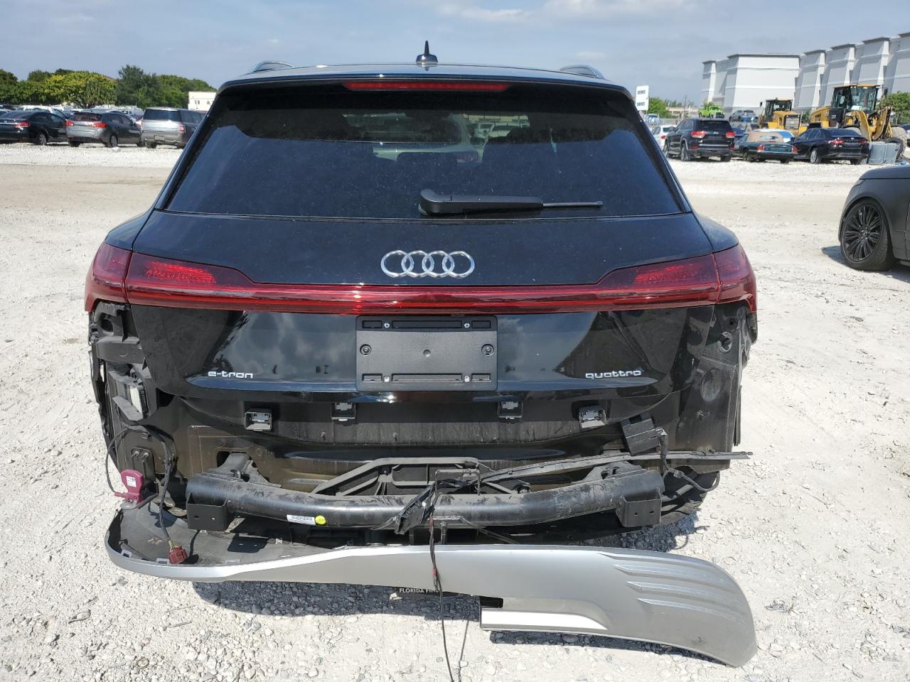 2022 Audi E-Tron Premium VIN: WA1AABGE5NB023388 Lot: 92241345