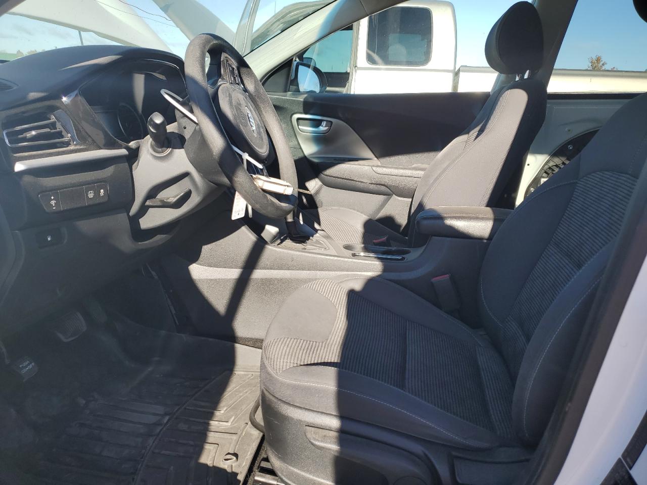 2020 Kia Niro Lx VIN: KNDCB3LC1L5375465 Lot: 90571845