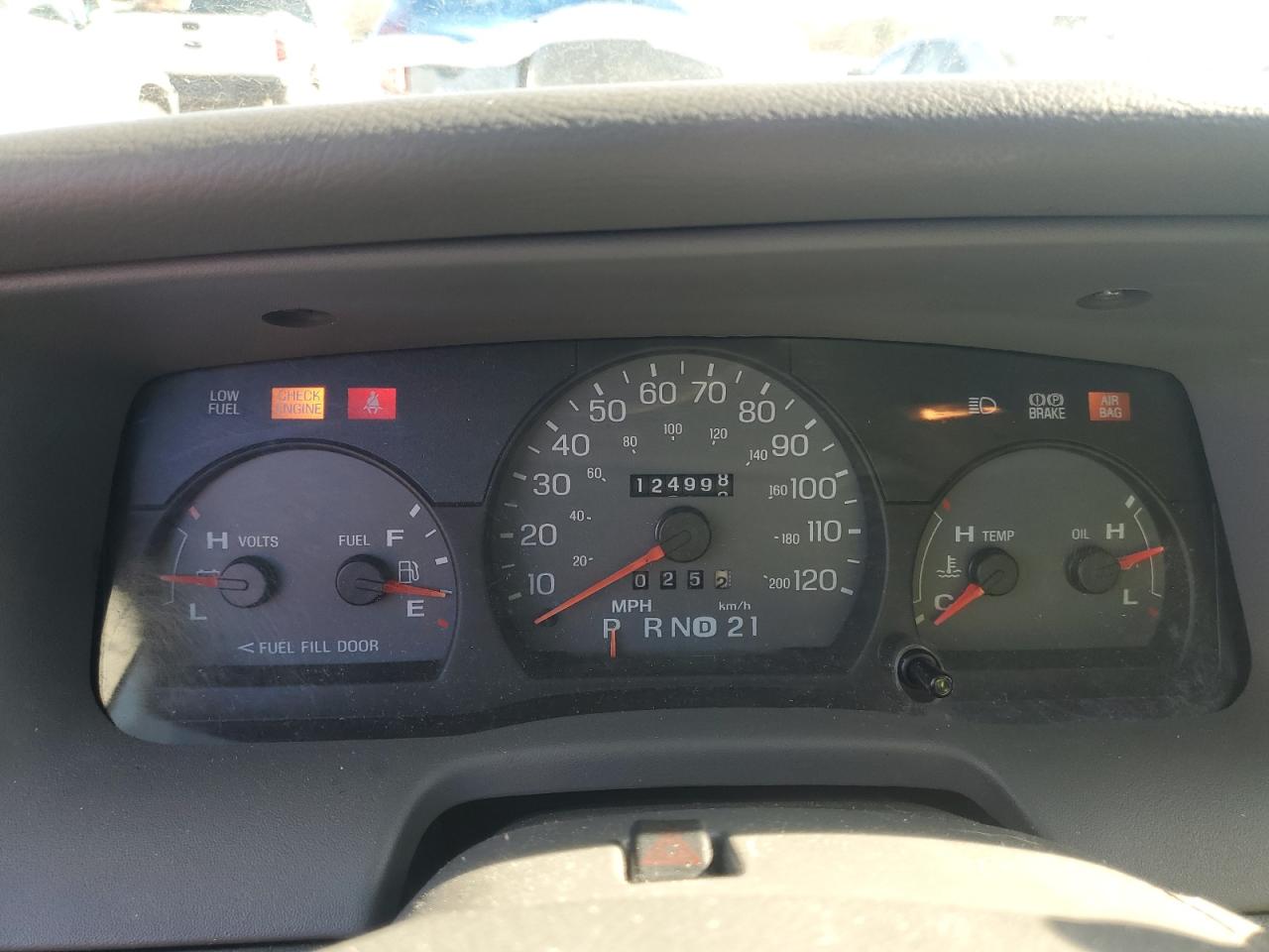 2005 Mercury Grand Marquis Ls VIN: 2MEFM75W15X644165 Lot: 92273135