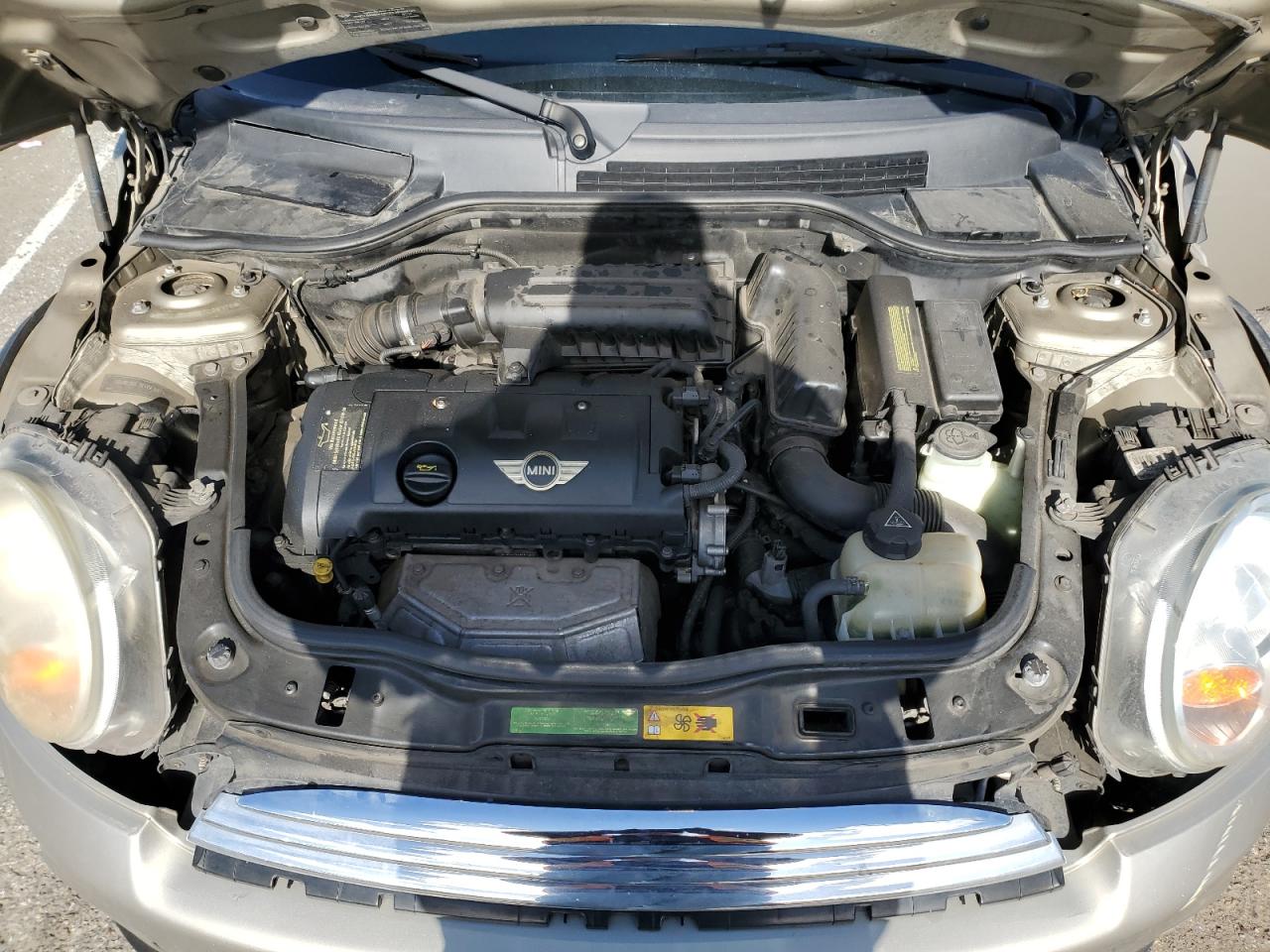 2011 Mini Cooper VIN: WMWSU3C56BT098178 Lot: 93194455