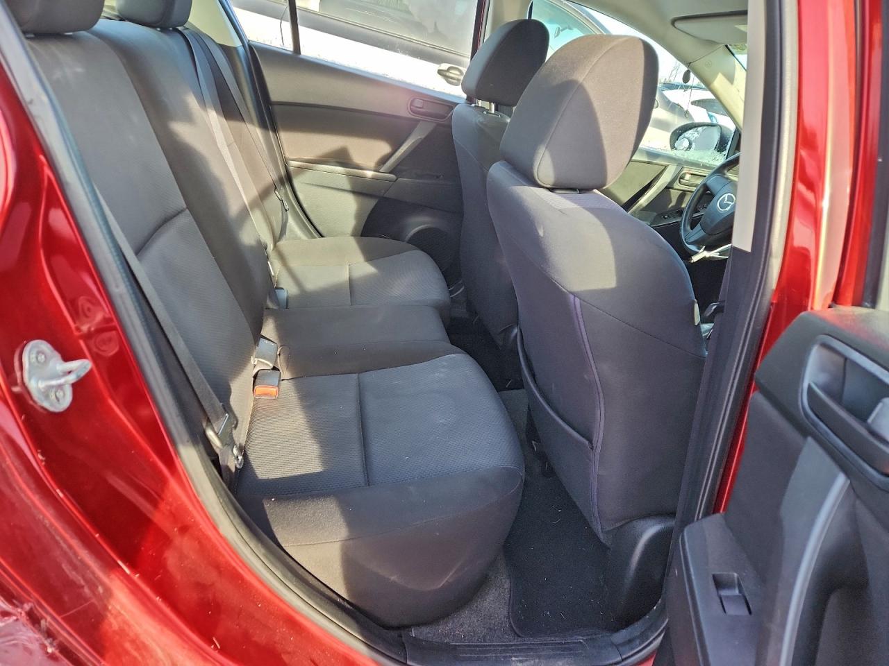 2011 Mazda 3 I VIN: JM1BL1UFXB1420429 Lot: 94862405