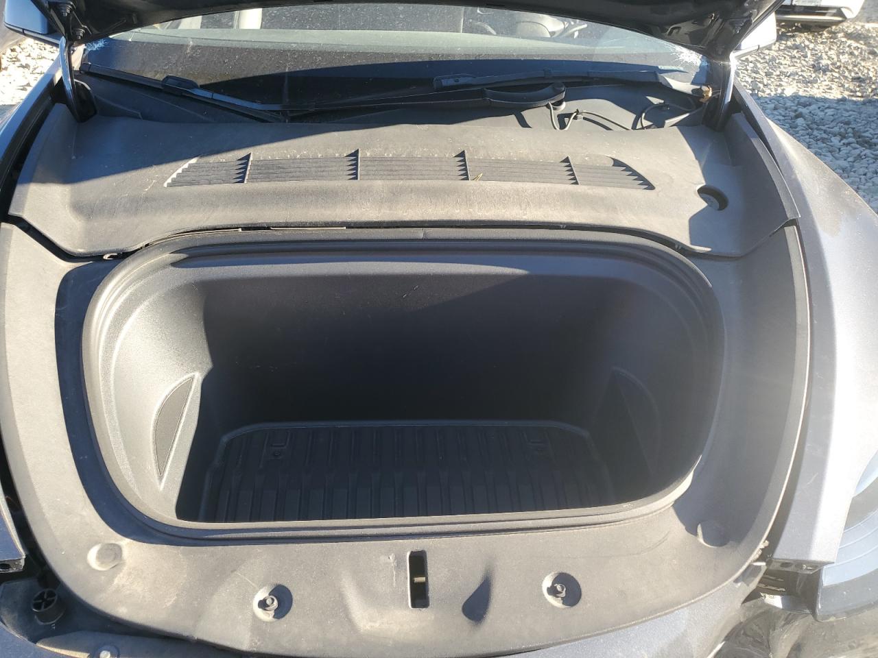 2023 Tesla Model Y VIN: 7SAYGDEE0PA033540 Lot: 90641985