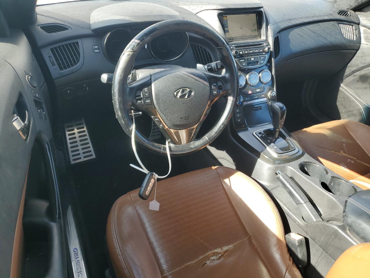 2015 Hyundai Genesis Coupe 3.8L VIN: KMHHU6KJ6FU127039 Lot: 92430965