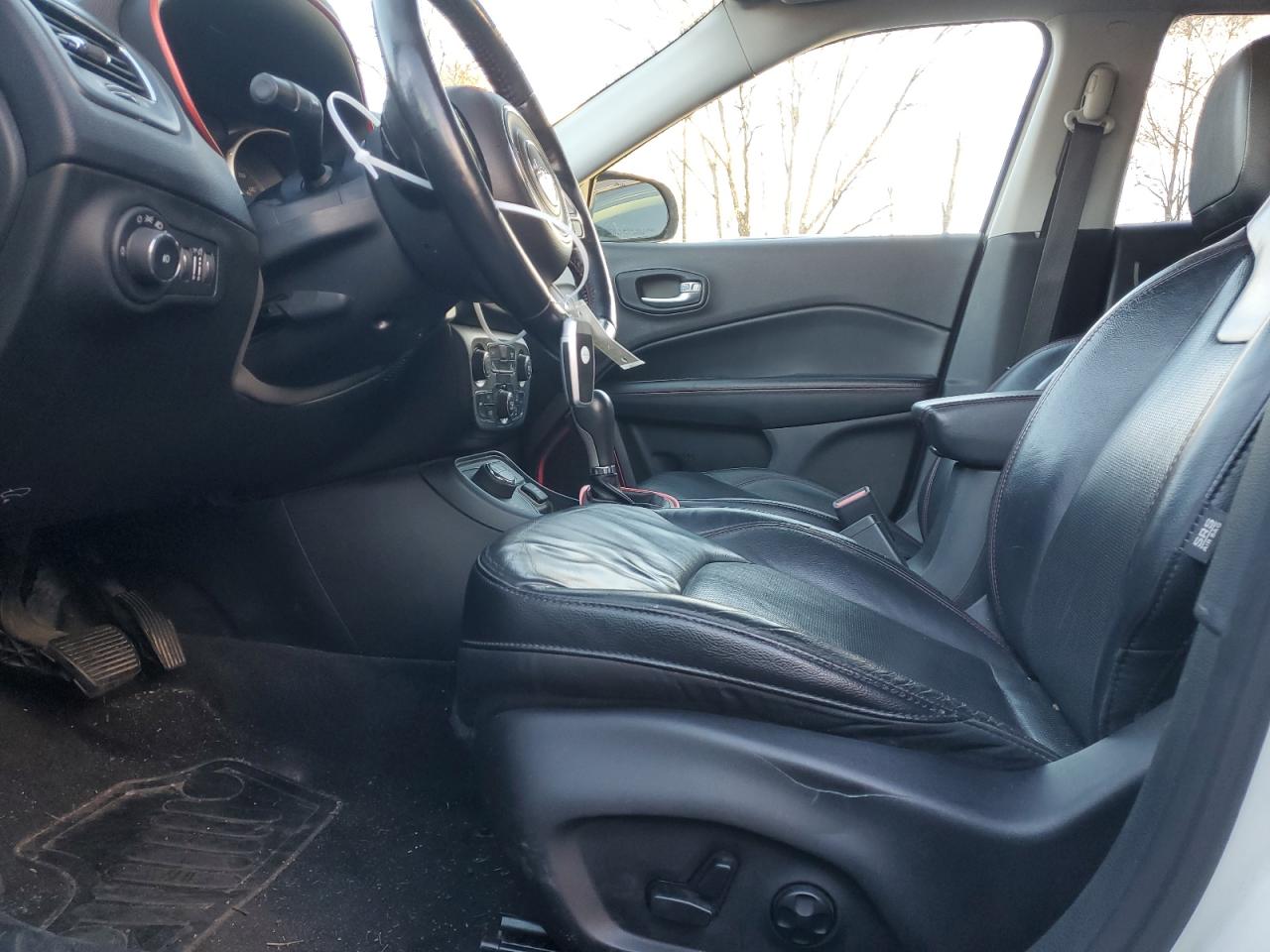 2018 Jeep Compass Trailhawk VIN: 3C4NJDDB8JT144745 Lot: 90781575