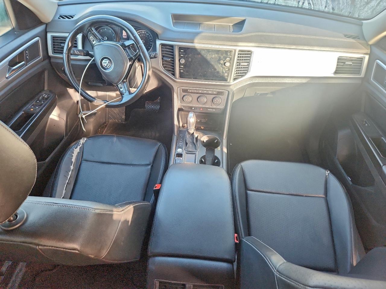 2018 Volkswagen Atlas Se VIN: 1V2CR2CAXJC568323 Lot: 93744655