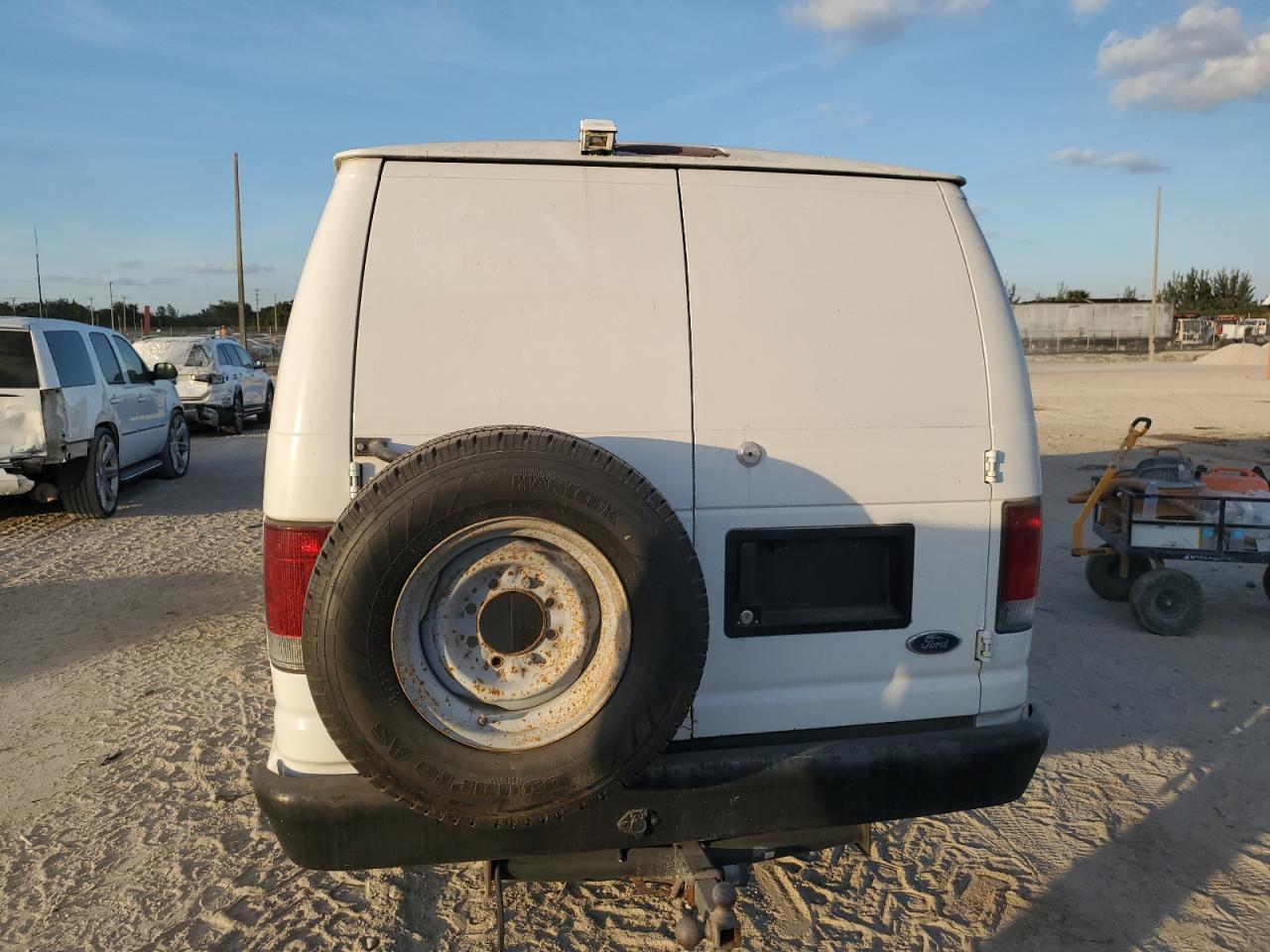 2000 Ford Econoline E350 Super Duty Van VIN: 1FTSS34P76DB11254 Lot: 92573925