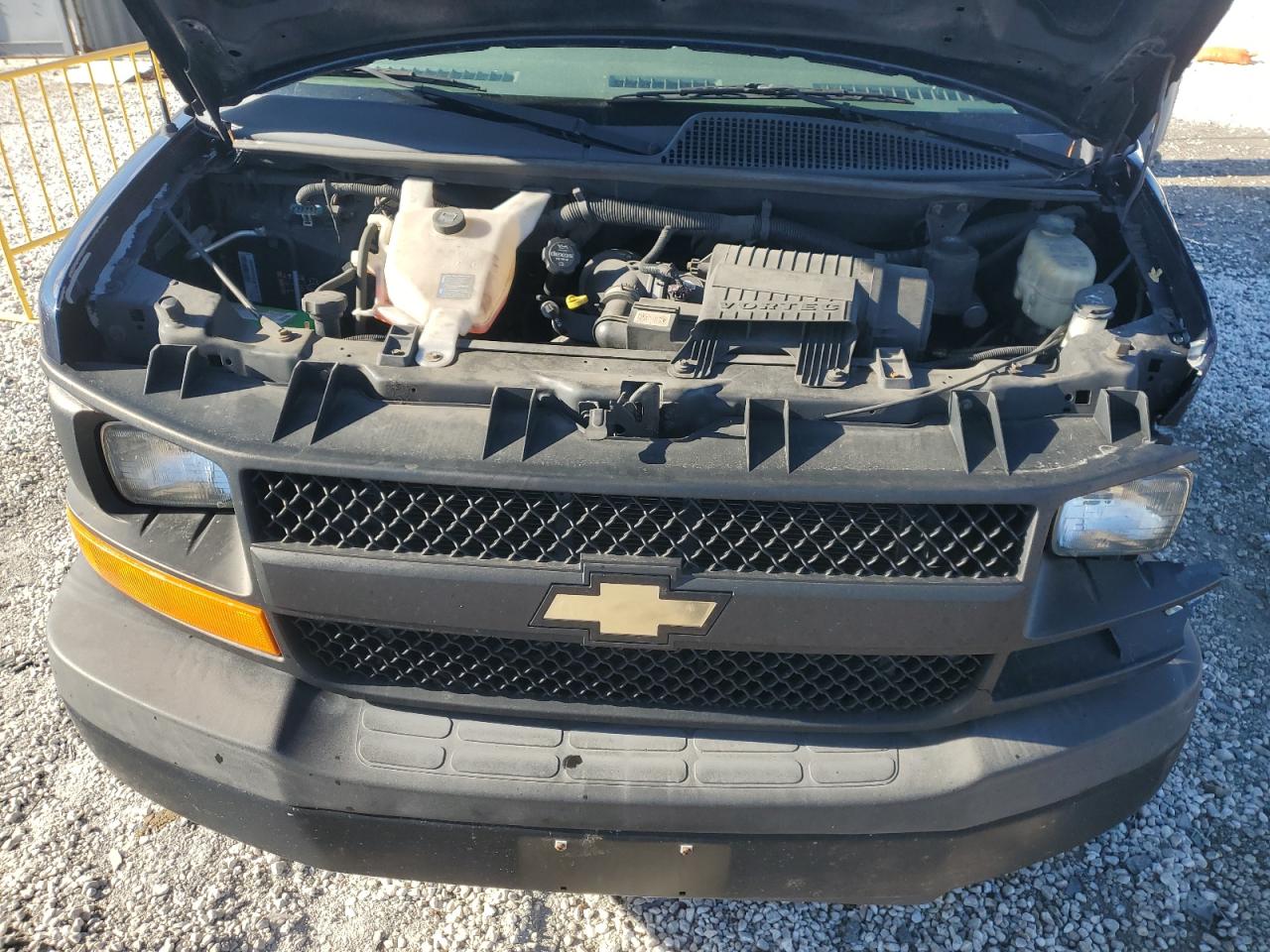 2015 Chevrolet Express G2500 Delivery Van VIN: 1GCWGFCF6F1126441 Lot: 92709515